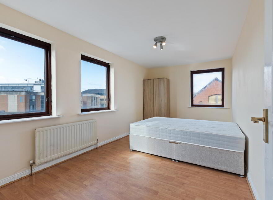 66 St Johns Wharf, 1-3 Laganbank Road, Belfast, BT1 3LT