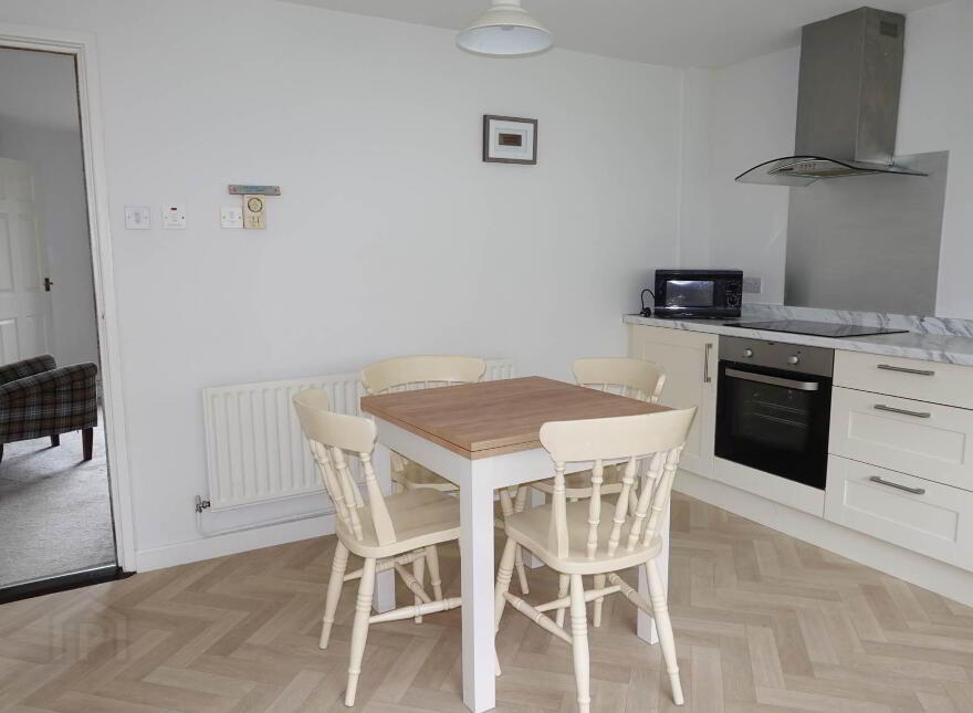 32 Harryville Street, Maguiresbridge, Enniskillen, BT94 4QX