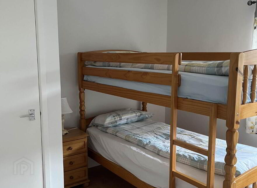 32 Harryville Street, Maguiresbridge, Enniskillen, BT94 4QX