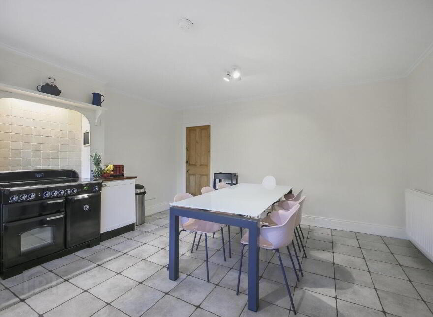 30 Ballycoan Road, Belfast, BT8 8LL