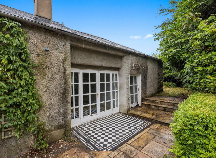 30 Ballycoan Road, Belfast, BT8 8LL