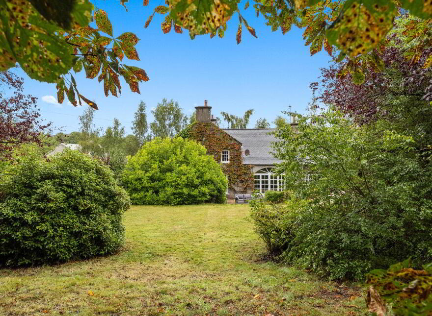 30 Ballycoan Road, Belfast, BT8 8LL