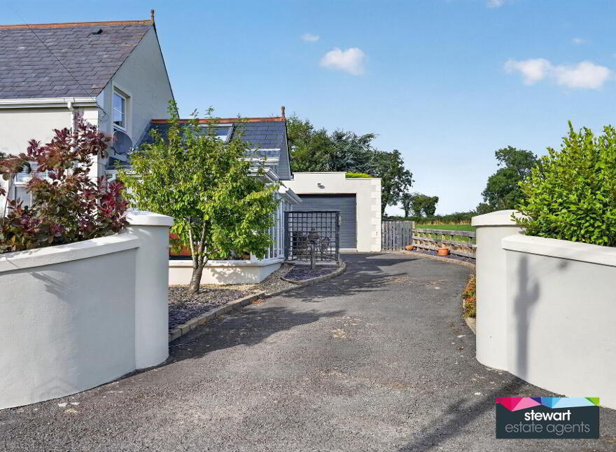 57 Annaghanoon Road, Waringstown, BT66 7RZ