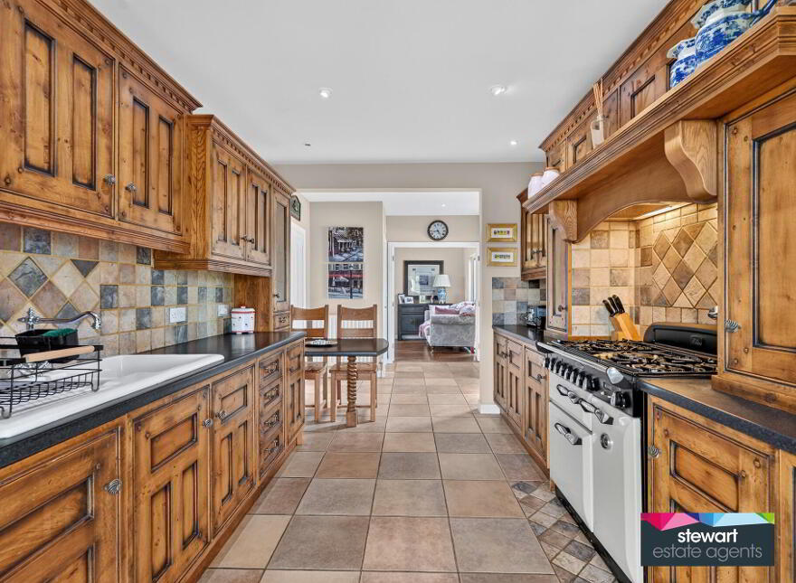 57 Annaghanoon Road, Waringstown, BT66 7RZ
