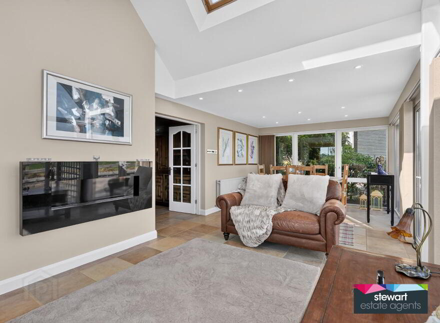 57 Annaghanoon Road, Waringstown, BT66 7RZ