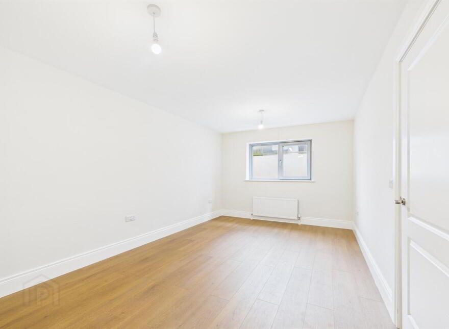 1 Priory Gate, Holywood, BT18 0FF