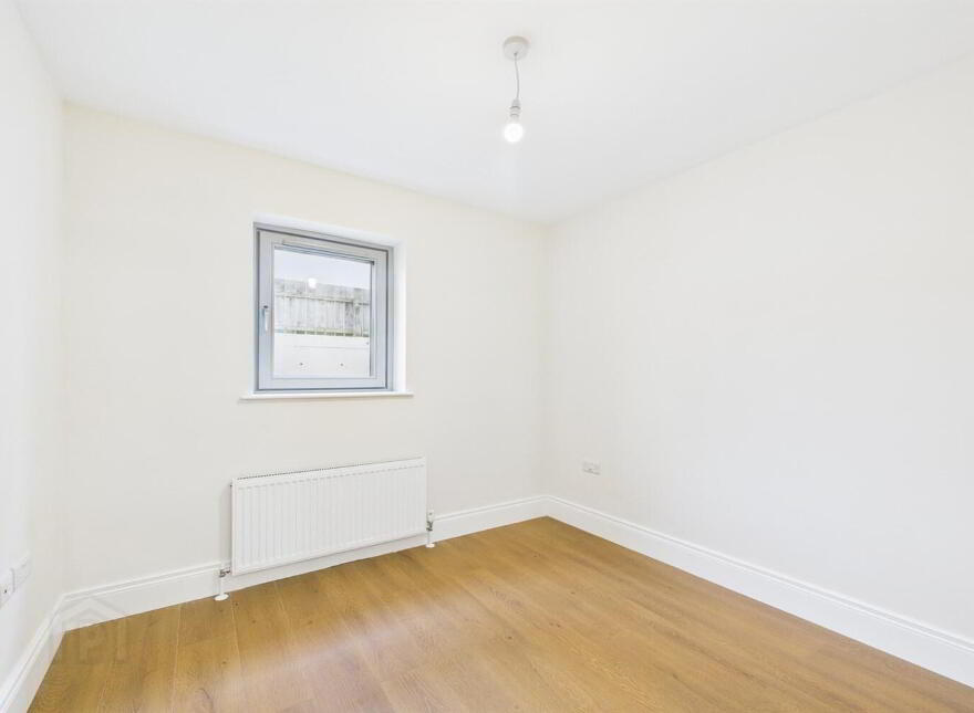 1 Priory Gate, Holywood, BT18 0FF
