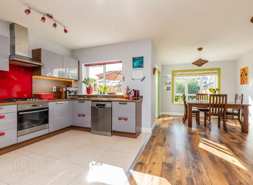 4 Castleland Park Avenue, Balbriggan, K32E938