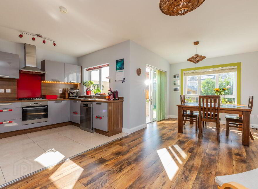 4 Castleland Park Avenue, Balbriggan, K32E938