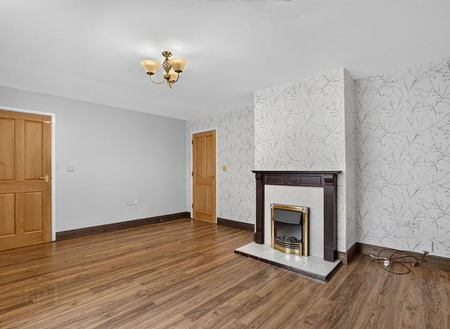 2 Meadowside, Antrim, BT41 4HD
