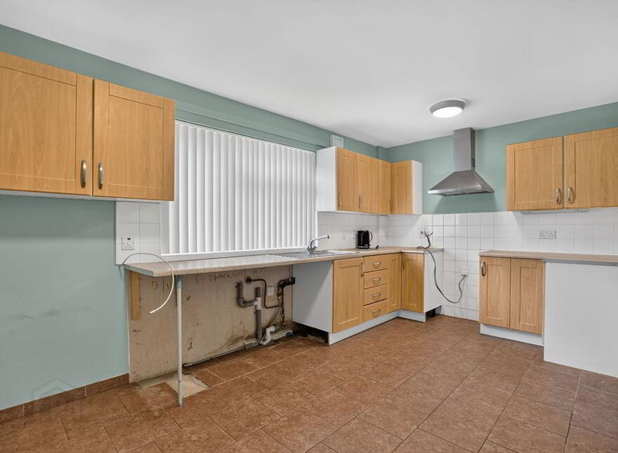 2 Meadowside, Antrim, BT41 4HD