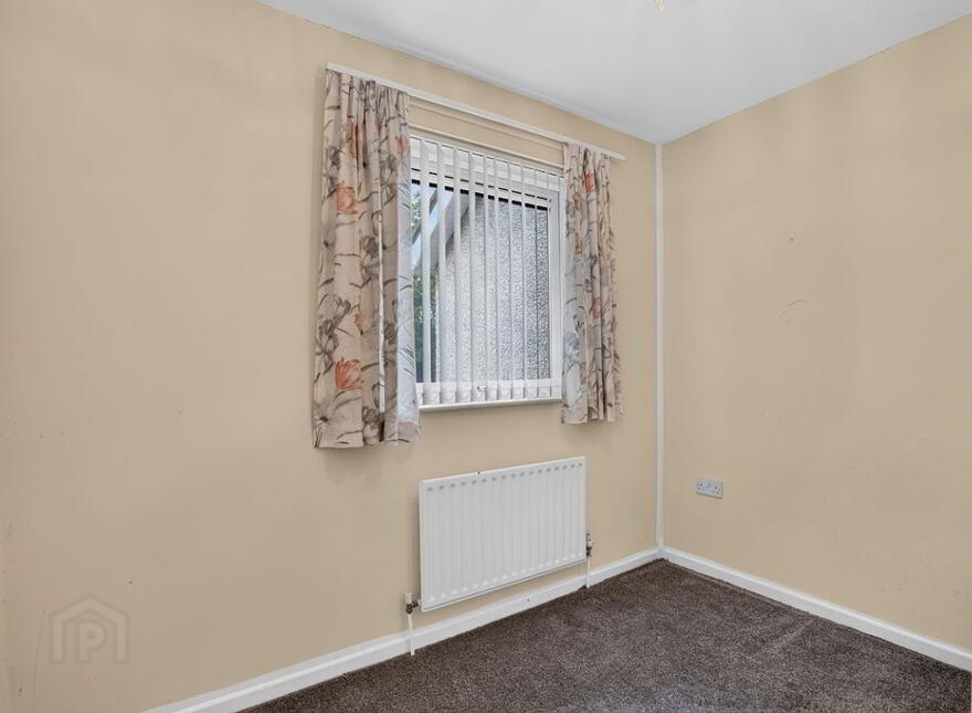 2 Meadowside, Antrim, BT41 4HD