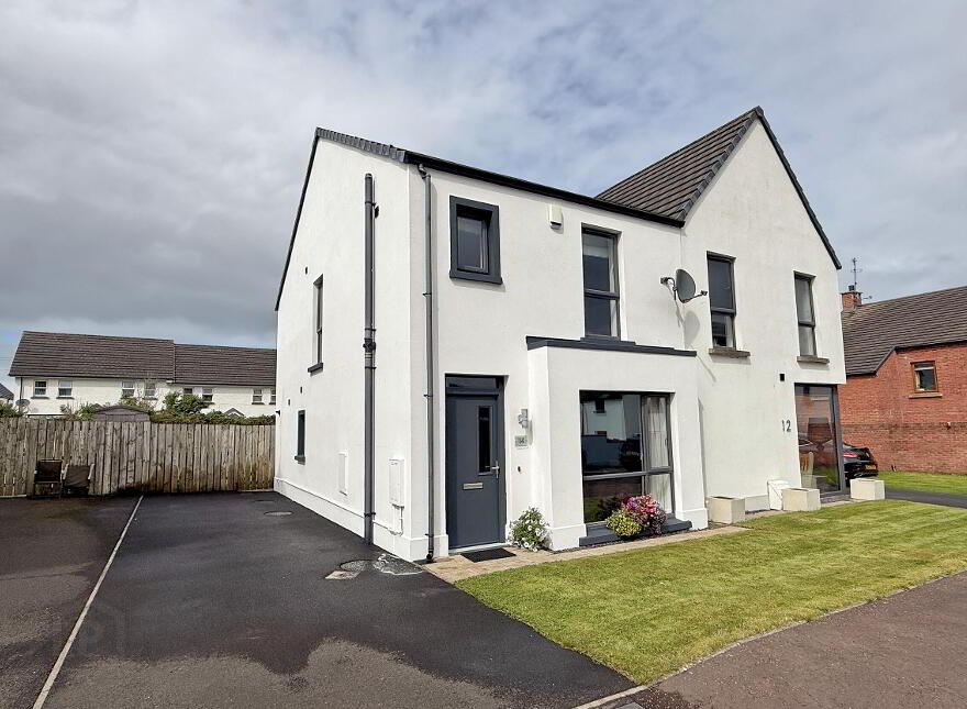 14 Galvally Close, Portstewart, BT55 7TZ