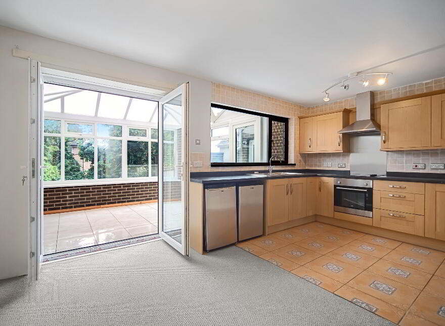 9 Redhill Manor, Finaghy Road South, Belfast, BT10 0PA