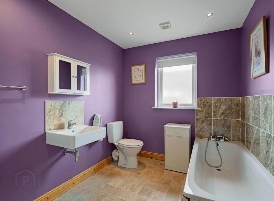5 Porter Green Road, Larne, BT40 2UG