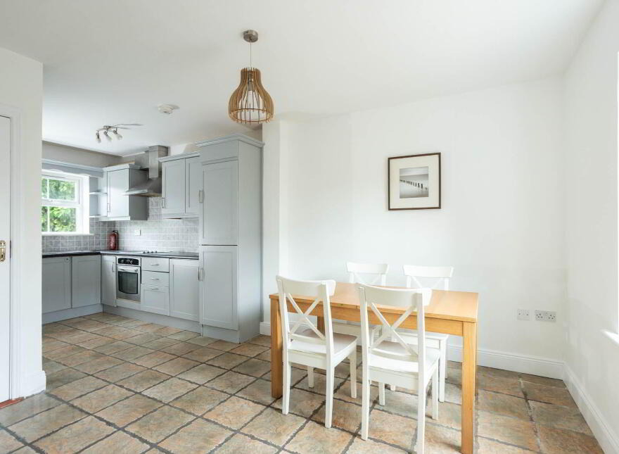 6 The Courtyard, Baltimore, P81V578