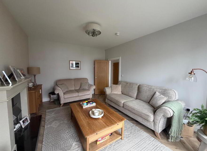 30 Birch Hill, Waterside, L'Derry, BT47 2FJ