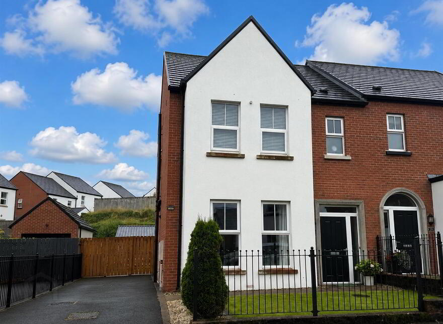 30 Birch Hill, Waterside, L'Derry, BT47 2FJ photo