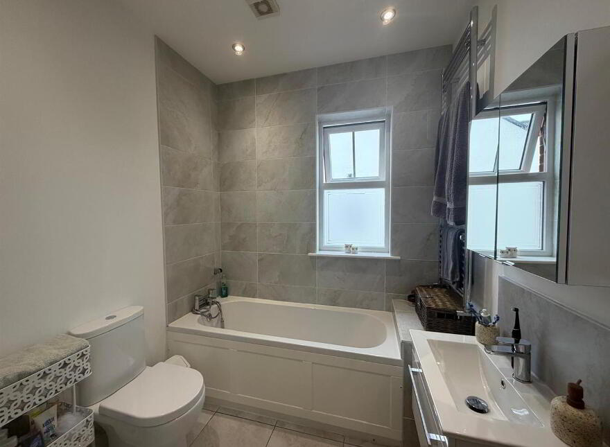 30 Birch Hill, Waterside, L'Derry, BT47 2FJ