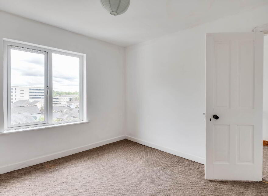 38 Forthill Road, Enniskillen, BT74 6AW