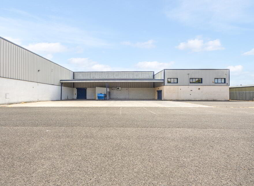 Strawhall Industrial Estate, Unit 3A Former Perry's Cash & Carry, ...Carlow Town, R93A3V7