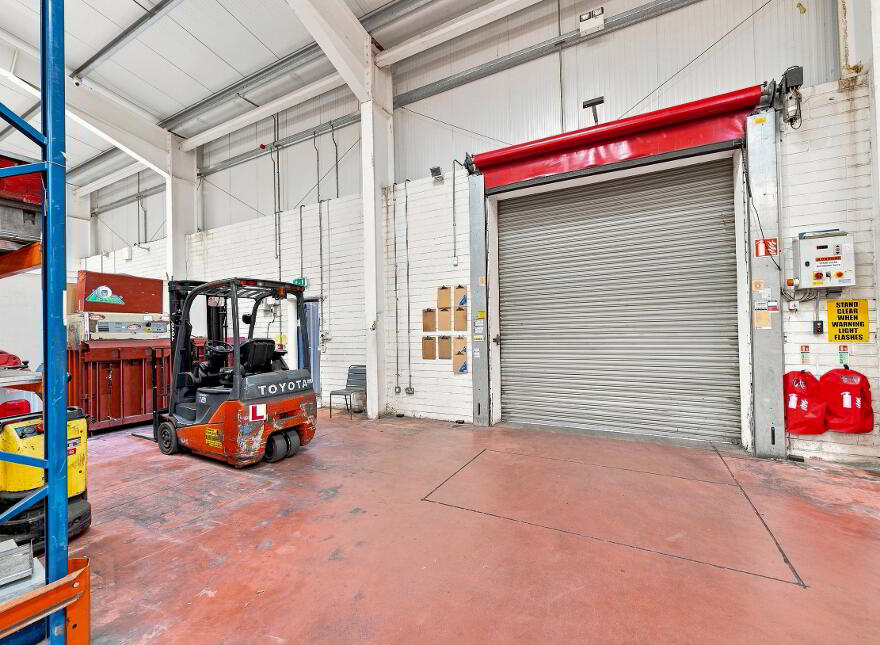 Strawhall Industrial Estate, Unit 3A Former Perry's Cash & Carry, ...Carlow Town, R93A3V7