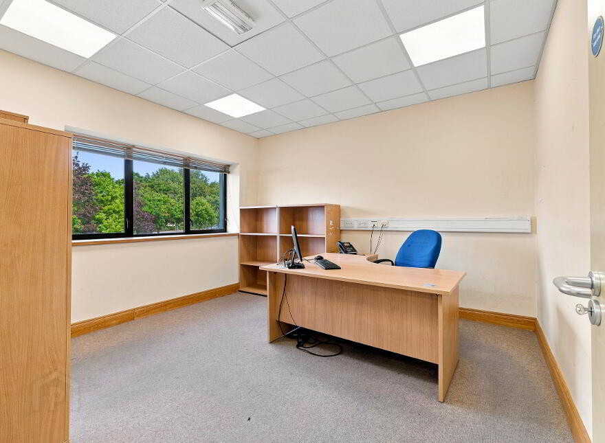 Strawhall Industrial Estate, Unit 3A Former Perry's Cash & Carry, ...Carlow Town, R93A3V7