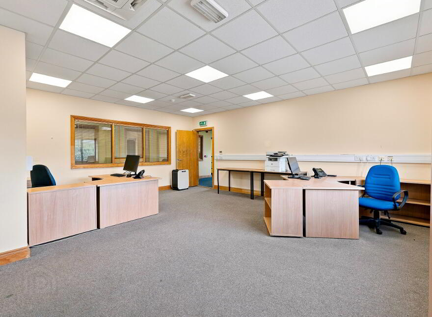 Strawhall Industrial Estate, Unit 3A Former Perry's Cash & Carry, ...Carlow Town, R93A3V7