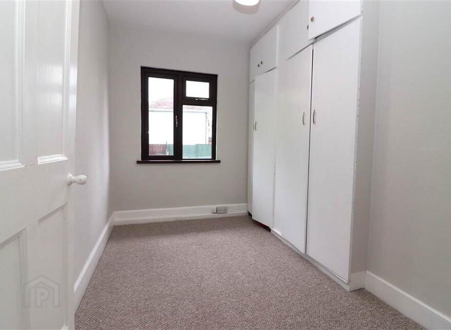 8 Delacherois Avenue, Grand Street, Lisburn, BT27 4TR