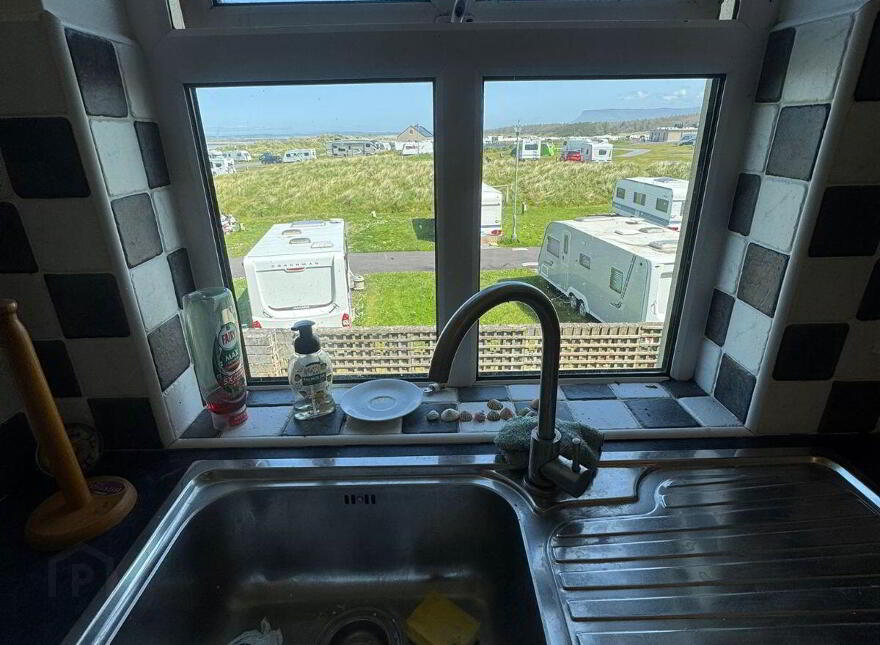 Lar Easa Cove, Strandhill, F91Y2H3