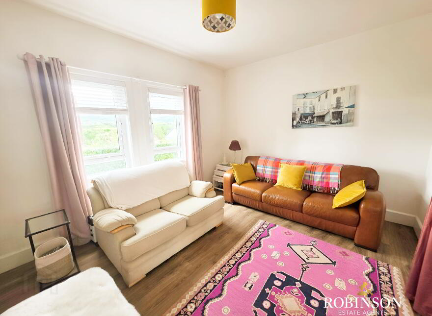 2 Bedroom House, Fanmore, Falcarragh, F92W5P1