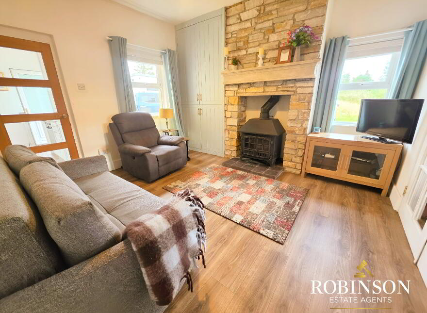 2 Bedroom House, Fanmore, Falcarragh, F92W5P1