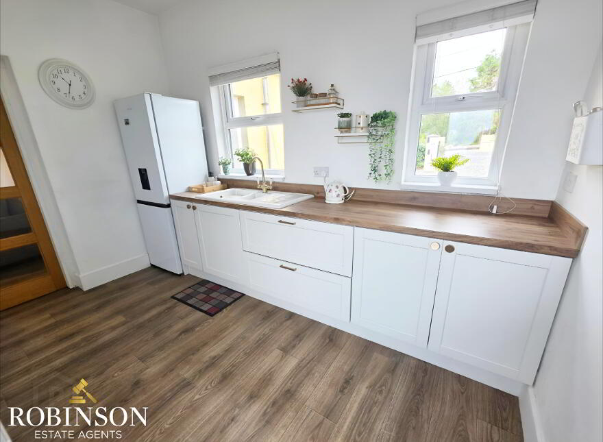 2 Bedroom House, Fanmore, Falcarragh, F92W5P1