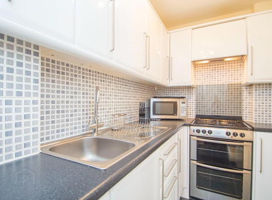 14 Wardlaw Street, Edinburgh, EH11 1TR