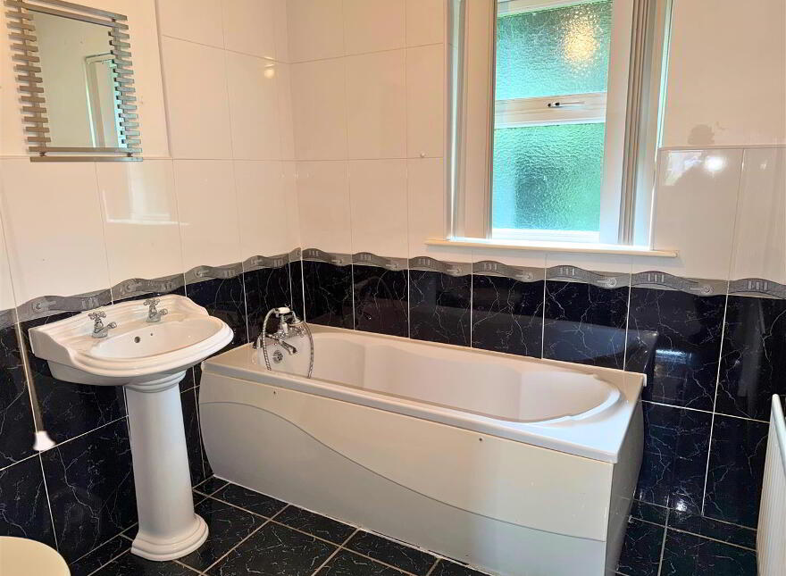 93 Briar Hill, Greysteel, Derry / Londonderry, BT47 3DE