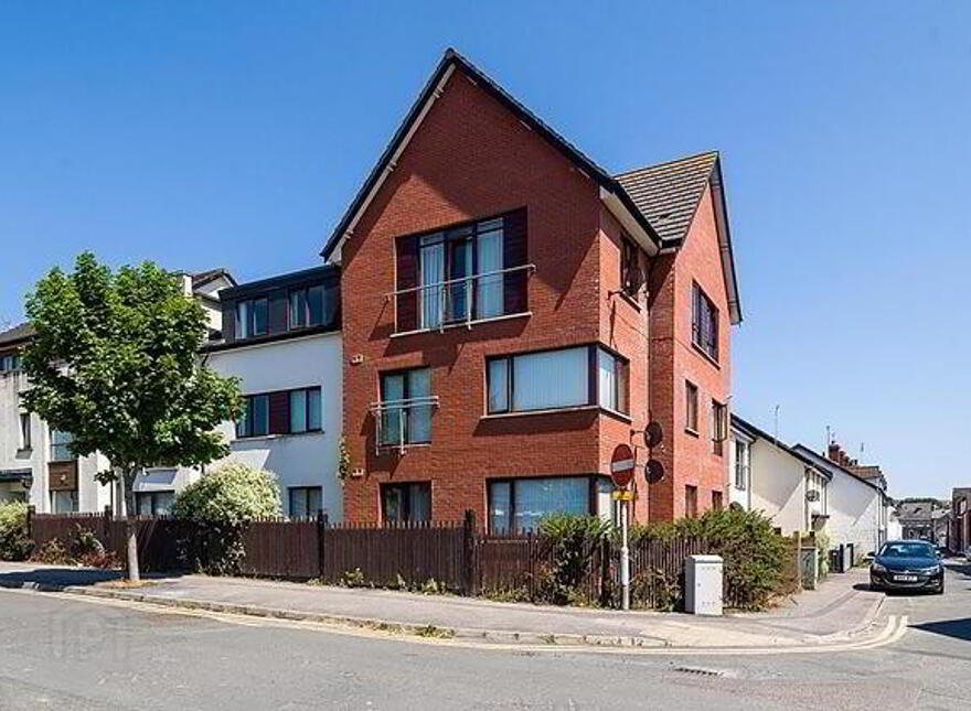 53 Robert Street, Newtownards, BT23 4DN
