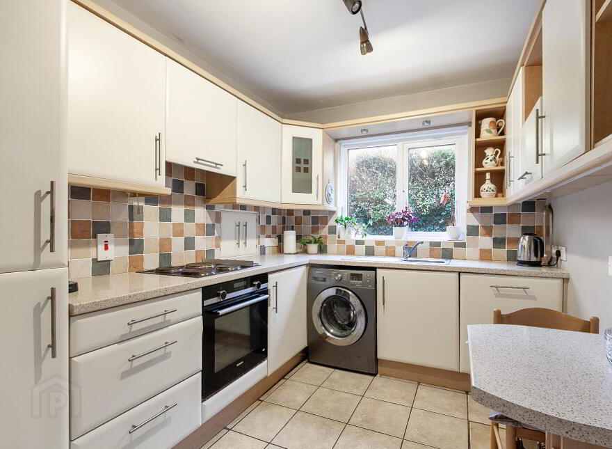 Apt 3, 58 Marlborough Park South, Belfast, BT9 6HT
