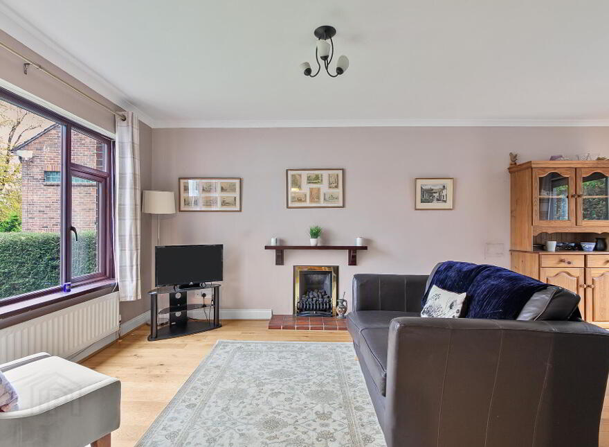 Apt 3, 58 Marlborough Park South, Belfast, BT9 6HT