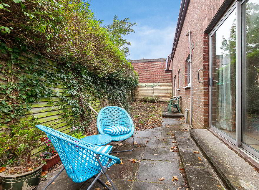 Apt 3, 58 Marlborough Park South, Belfast, BT9 6HT
