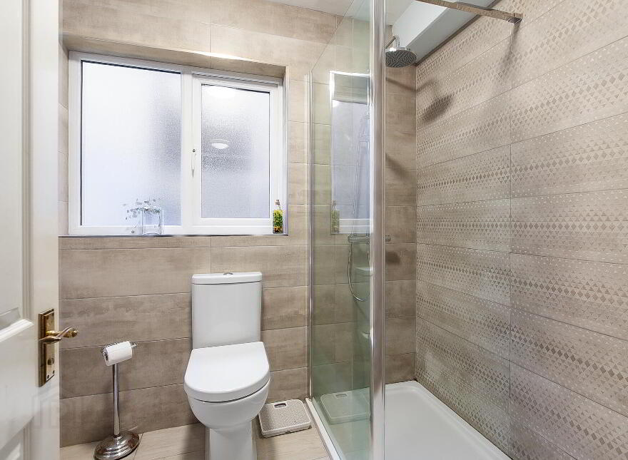 Apt 3, 58 Marlborough Park South, Belfast, BT9 6HT
