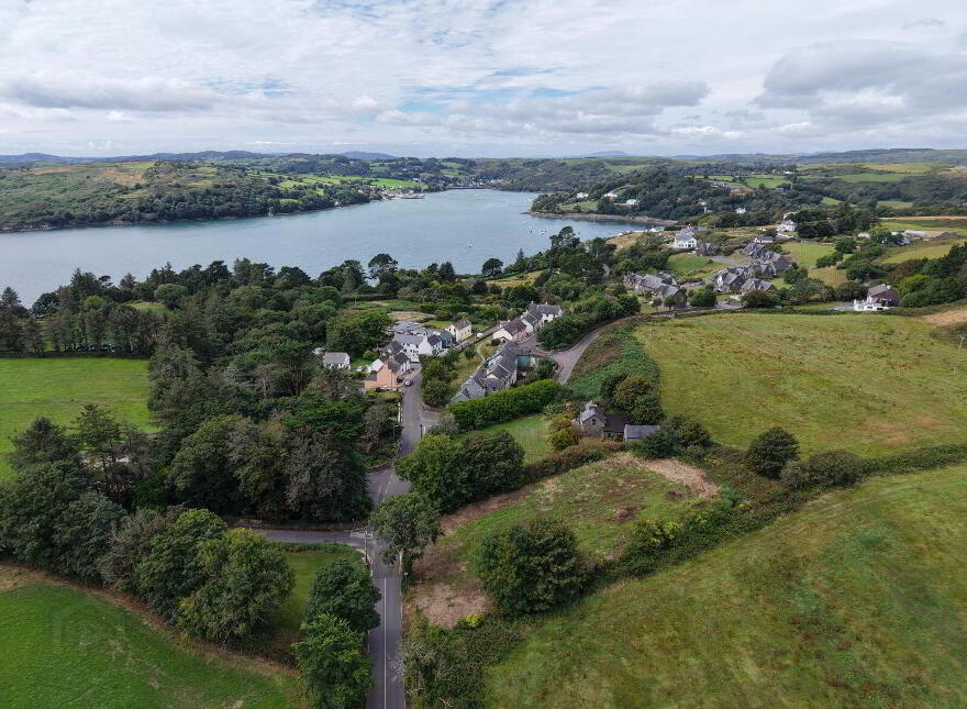 Rushanes, Glandore