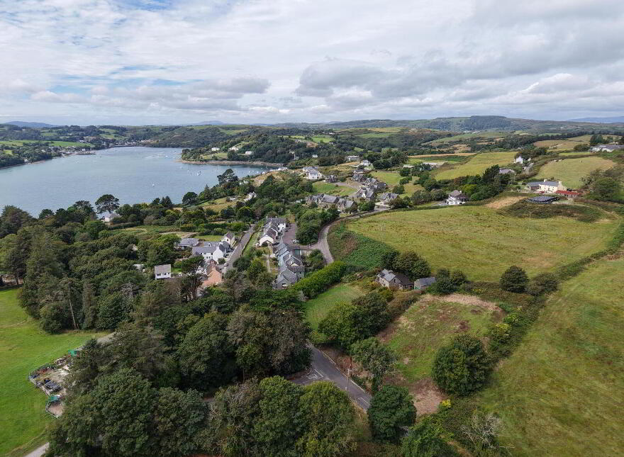 Rushanes, Glandore