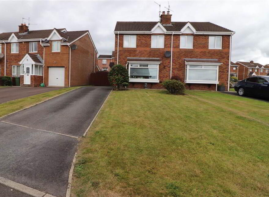 113 Glenwood Court, Glenavy Road, Lisburn, BT28 3WD photo