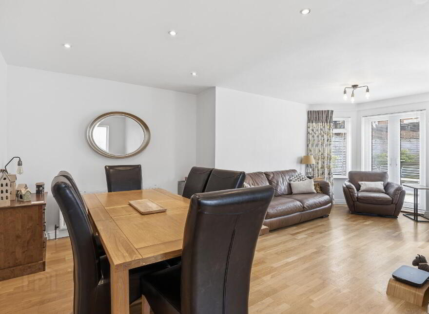 17 Garnerville Gardens, Belfast, BT4 2PA
