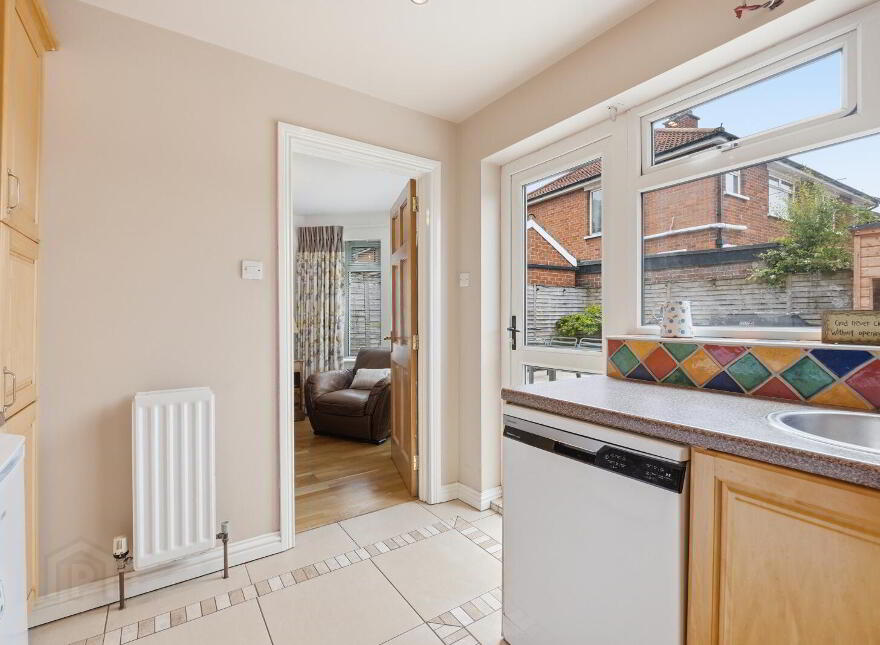 17 Garnerville Gardens, Belfast, BT4 2PA