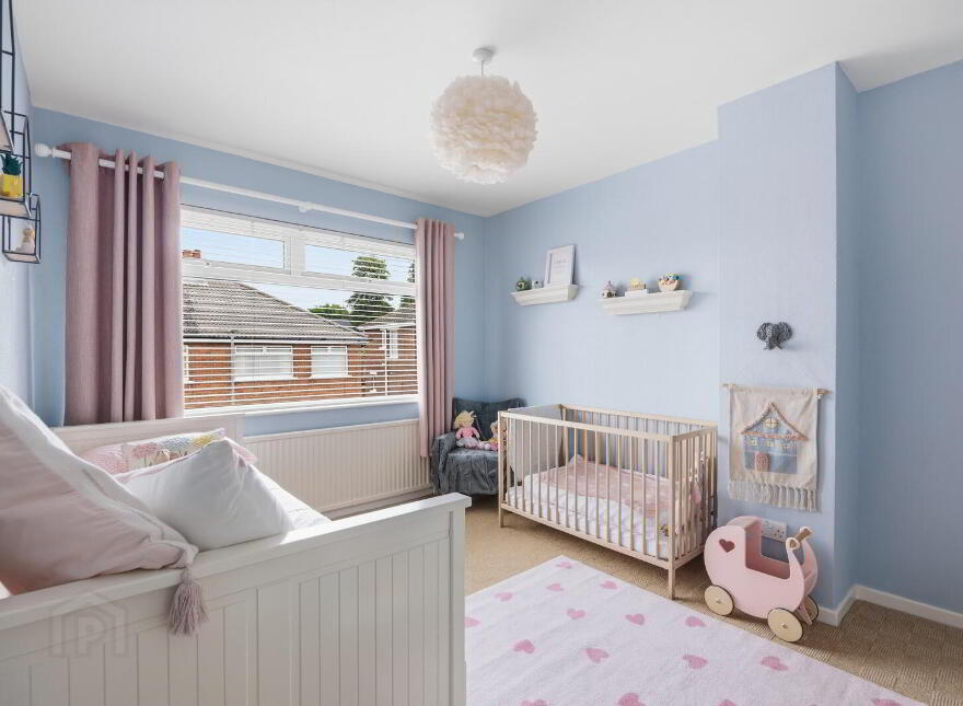 17 Garnerville Gardens, Belfast, BT4 2PA