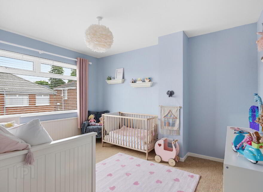 17 Garnerville Gardens, Belfast, BT4 2PA