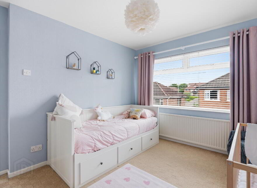 17 Garnerville Gardens, Belfast, BT4 2PA
