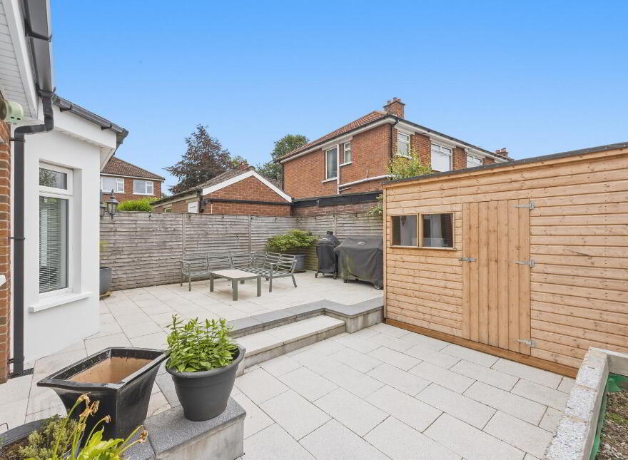 17 Garnerville Gardens, Belfast, BT4 2PA