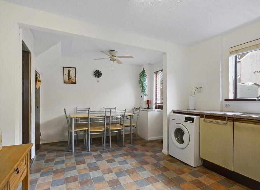 39 Glencairn Way, Belfast, BT13 3TF